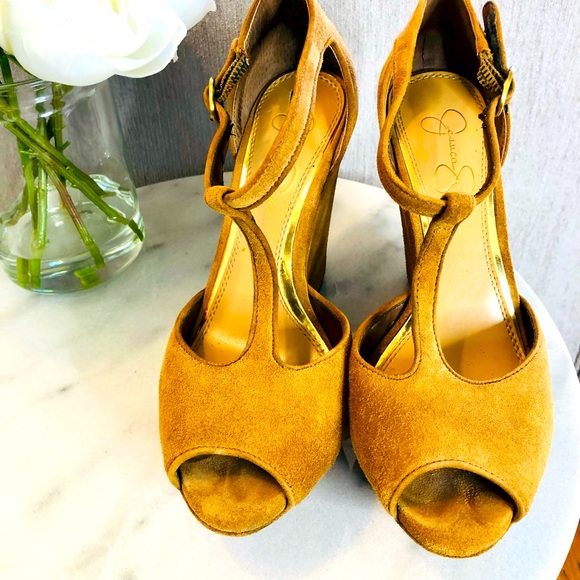 Jessica Simpson Suede Platform Heels - Picture 1 of 9